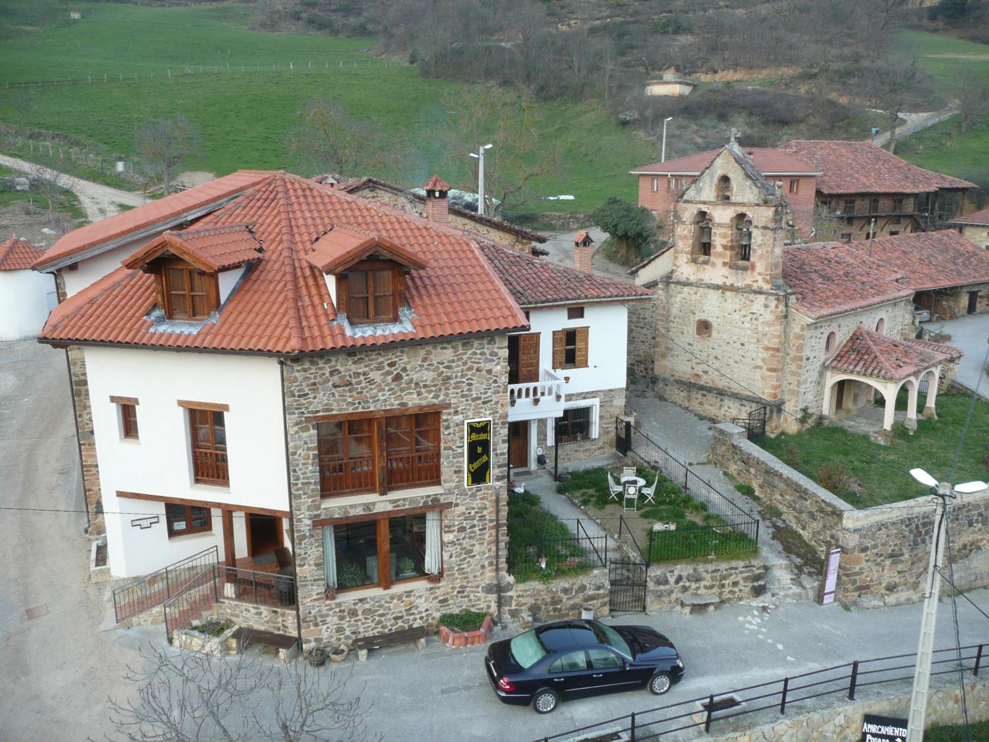 Mirador De Enterrias Hotel Bagian luar foto